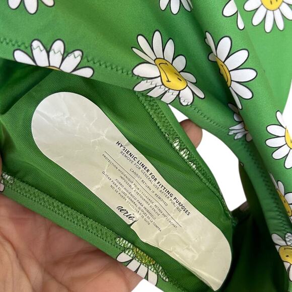 NWT Aerie Women's Smiley Birthday Scoop Cheekiest One Piece Swimsuit Size Small - Picture 8 of 8